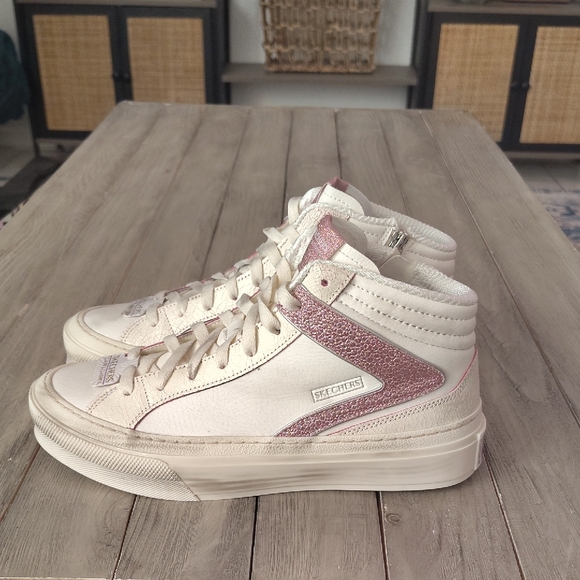 NWT Skechers Selene Subtle Glitter Mall of America® Size Women's 9 - Picture 3 of 14